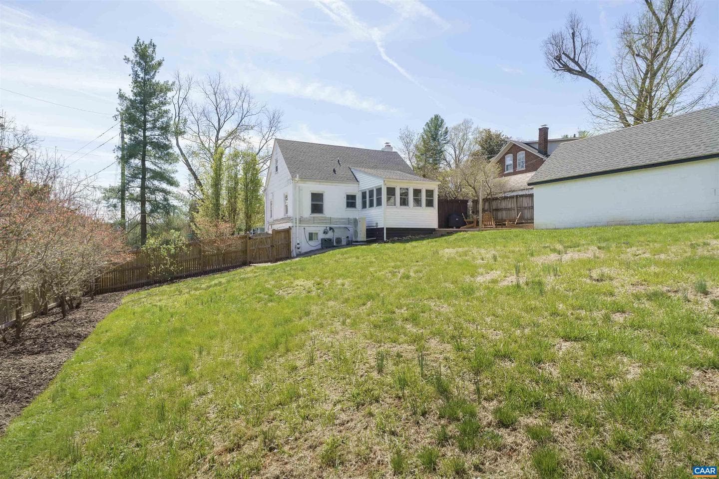 403 Robertson Ave photo 42