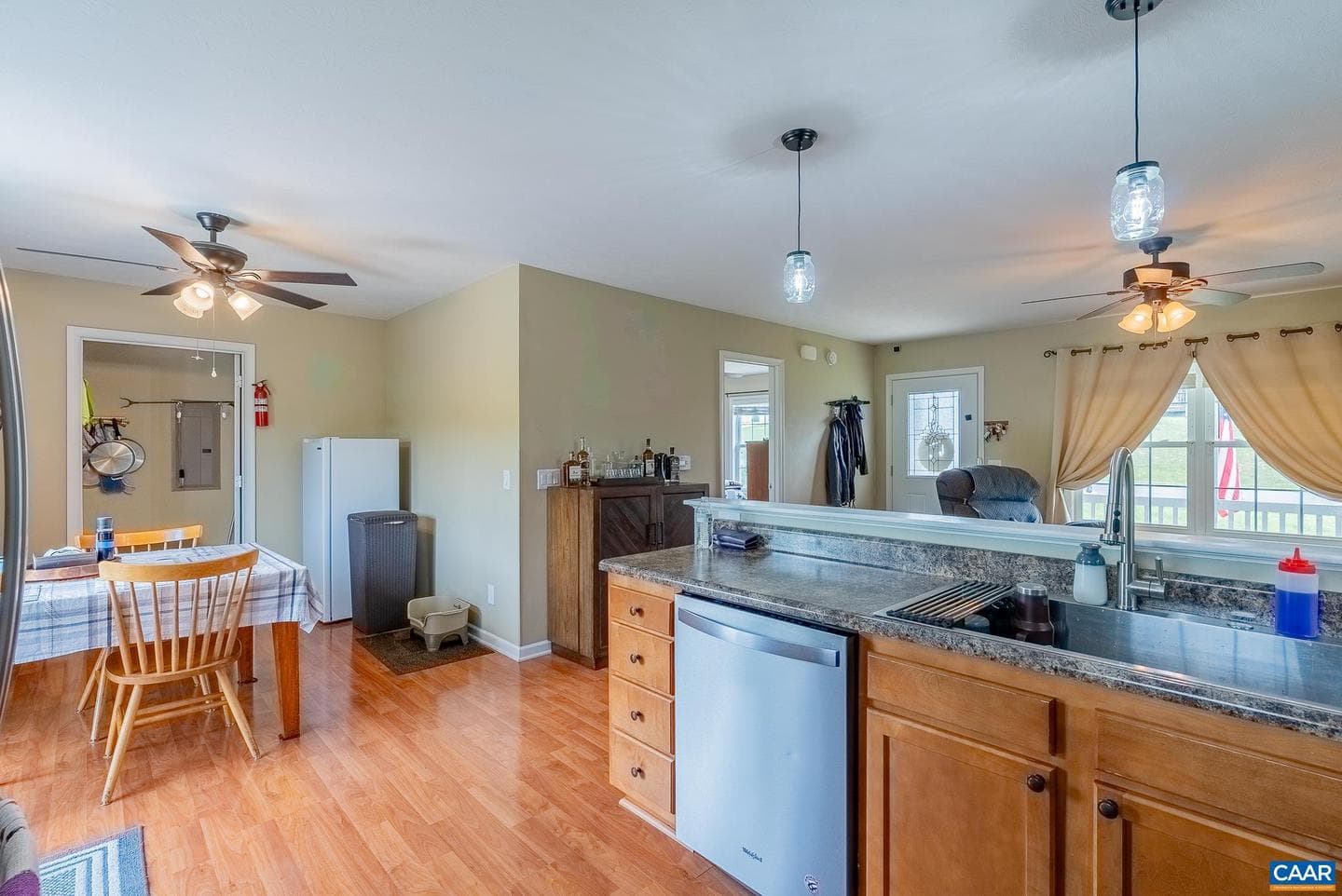 129 Thoroughbred Cir photo 10