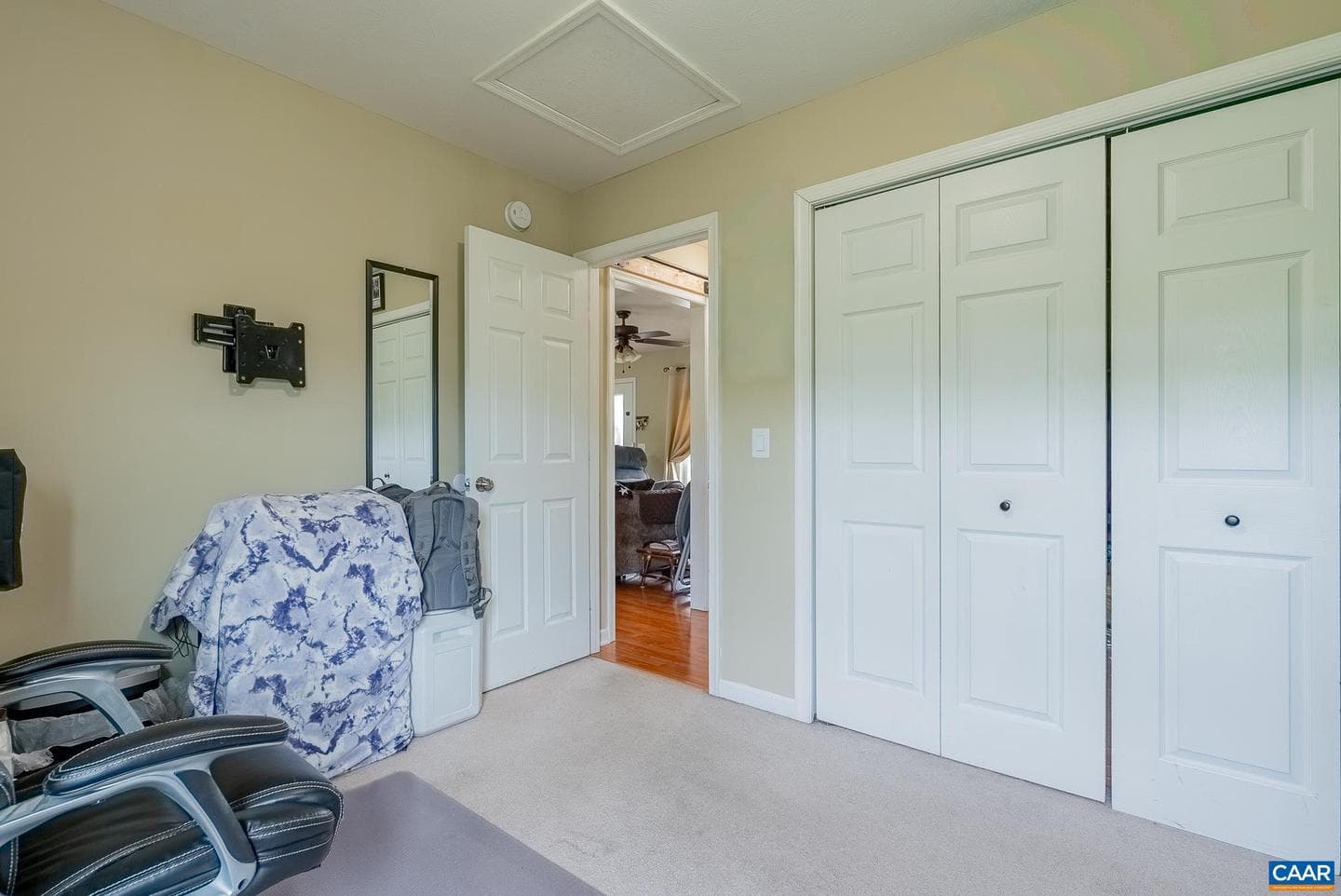 129 Thoroughbred Cir photo 26