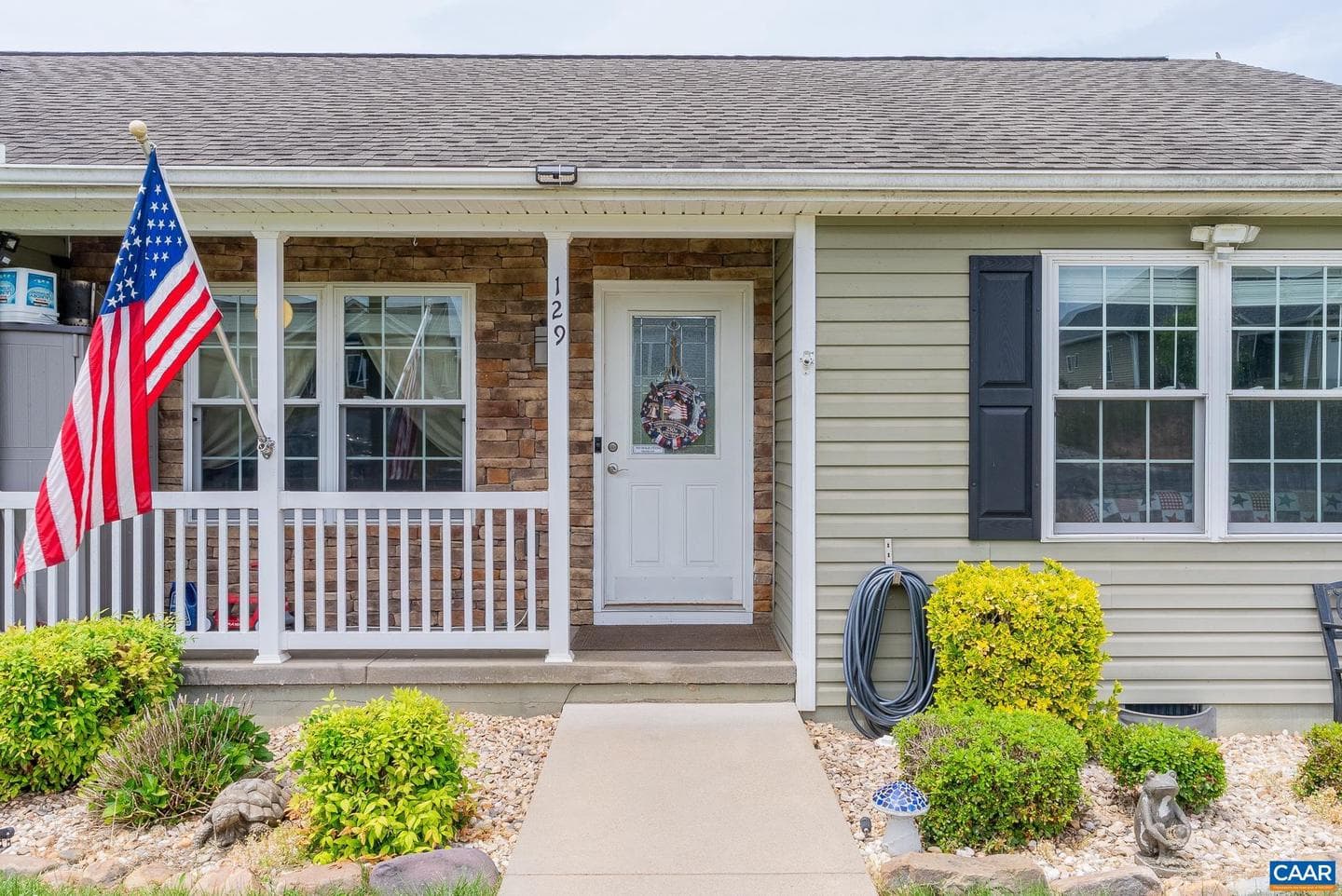 129 Thoroughbred Cir photo 5