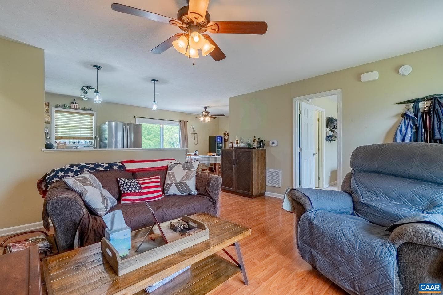 129 Thoroughbred Cir photo 9