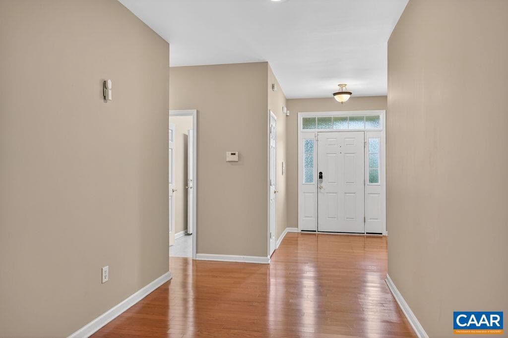 153 Deerwood Rd photo 10