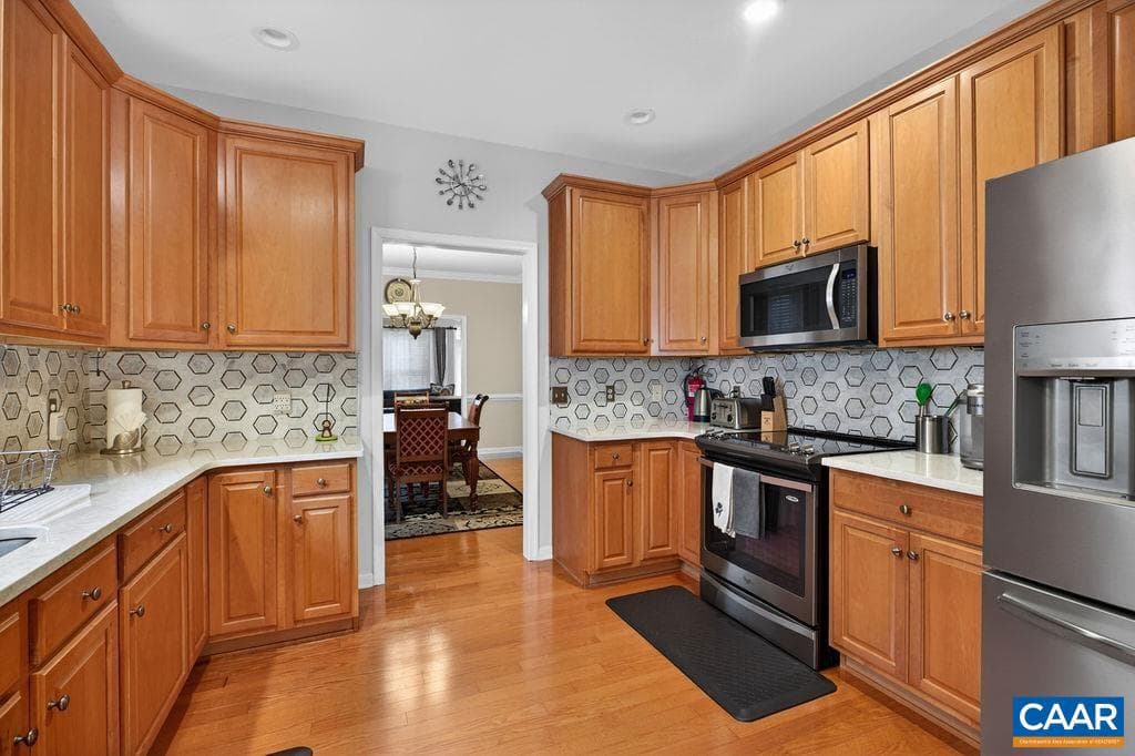 153 Deerwood Rd photo 14