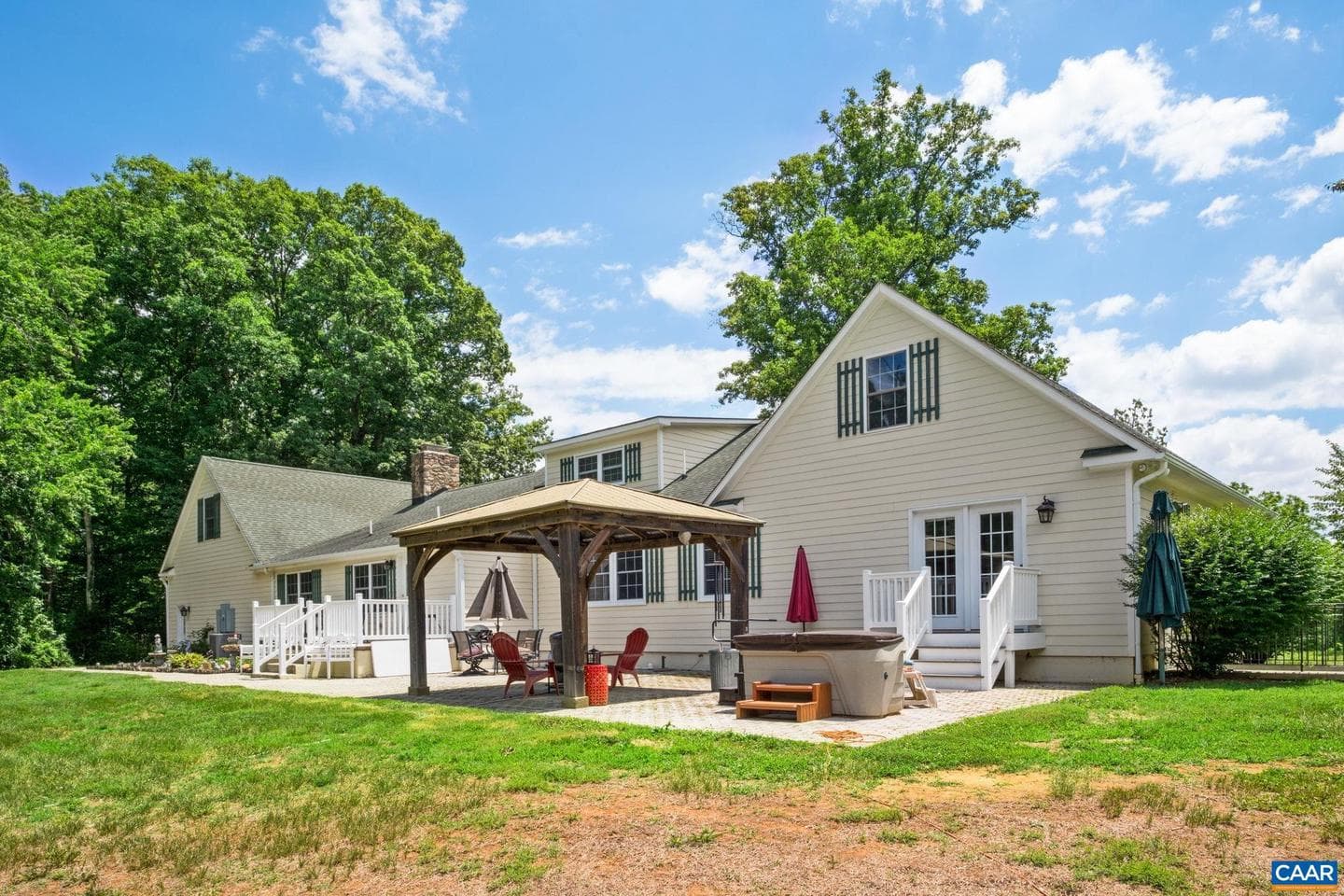 295 Fairground Rd photo 56