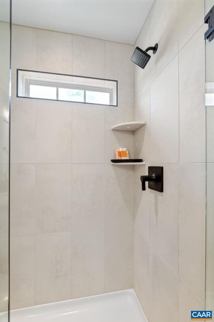 14 Forbes Dr photo 25