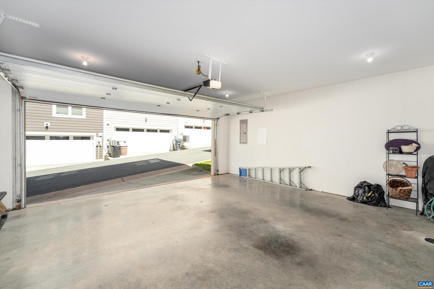 125 Almere Ave photo 46