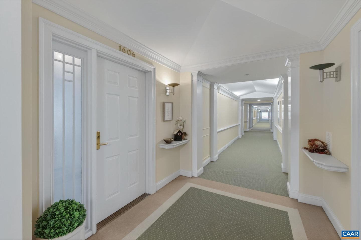 500 Crestwood Dr #1606 photo 3