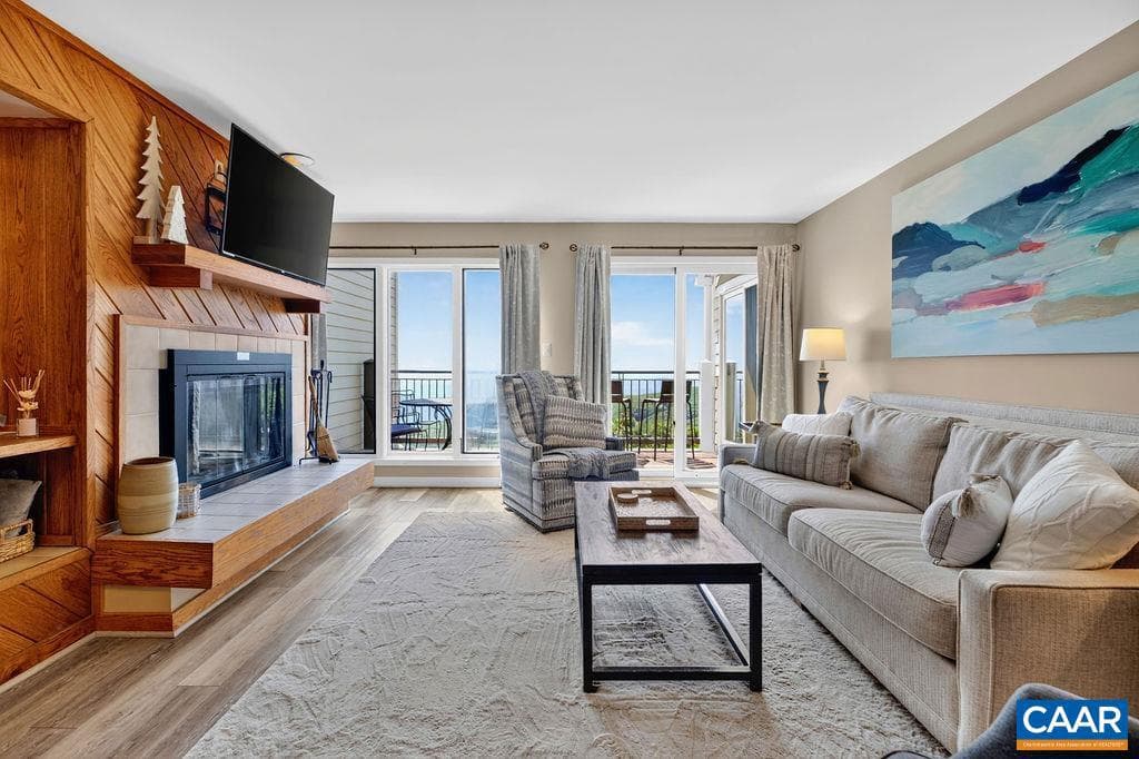 1587 Vistas Condos, Wintergreen