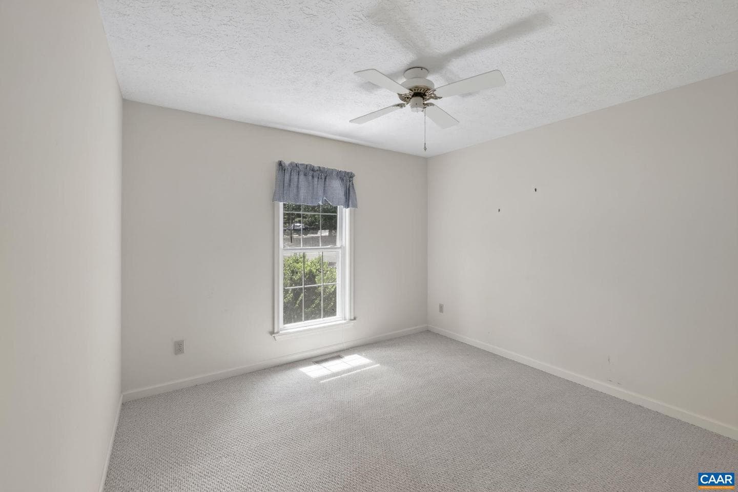22 Begum Rd photo 18