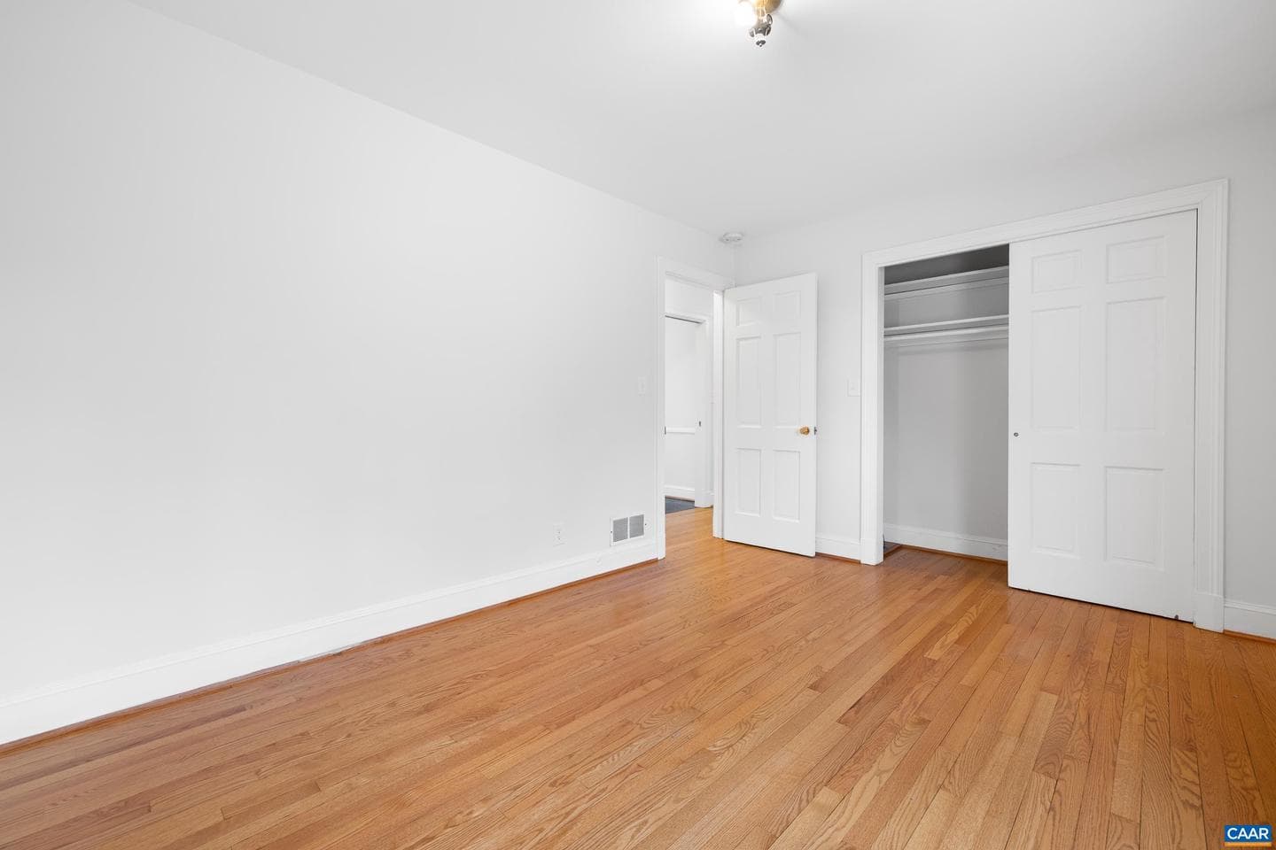 2515 Northfield Rd photo 32