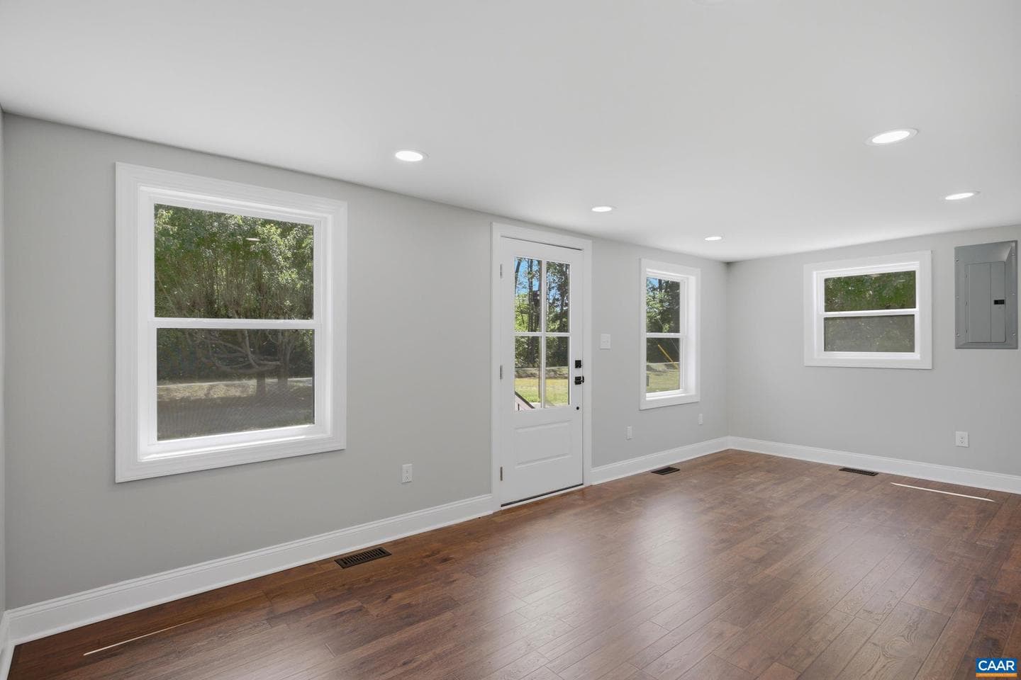 3497 Bumpass Rd photo 3