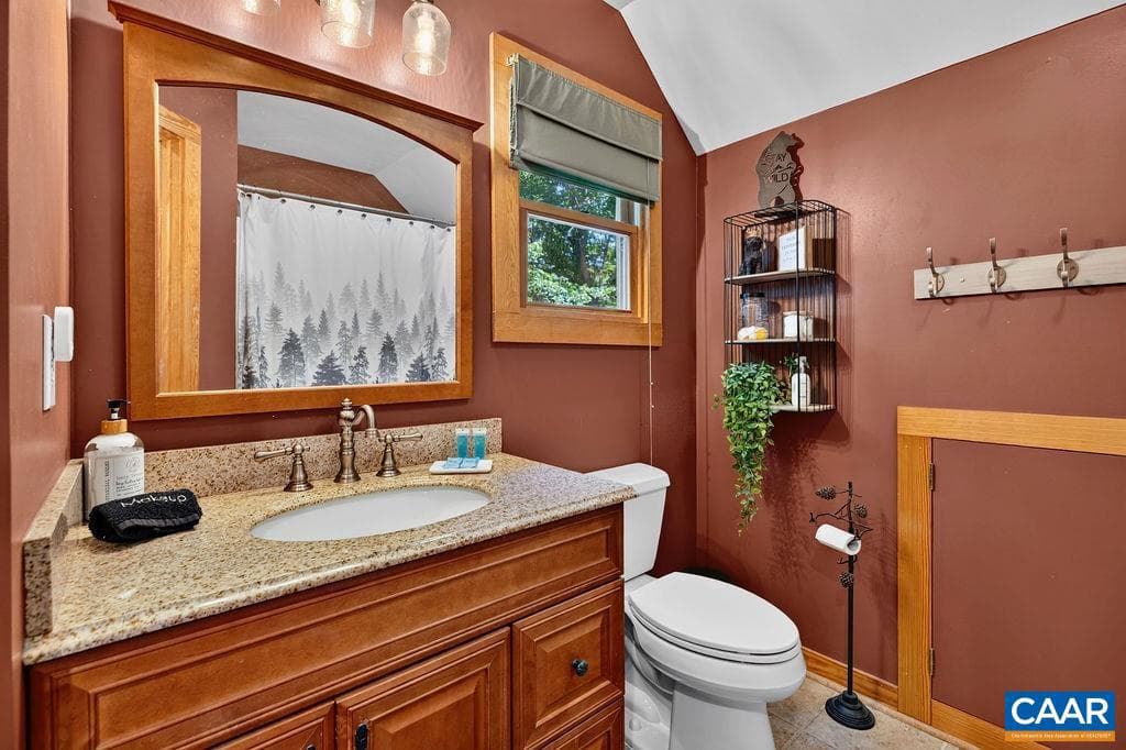 1300 Blue Ridge Dr photo 46