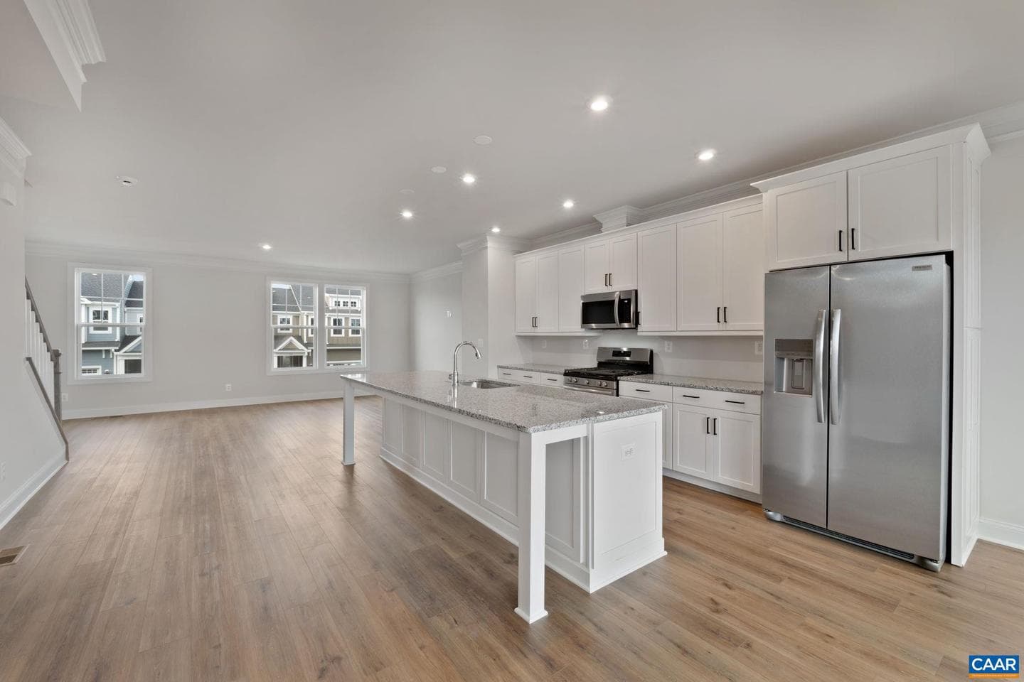 69 Marcella St photo 16