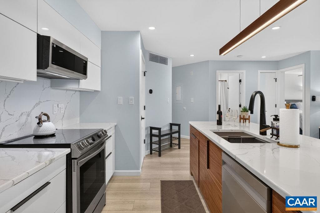 1501 Cliffs Condos photo 7