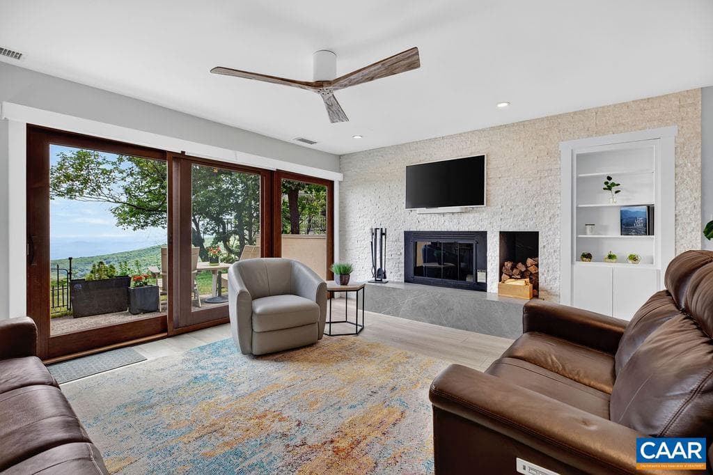 1501 Cliffs Condos photo 8
