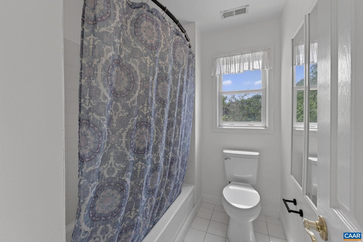 618 Rivanna Woods Dr photo 26