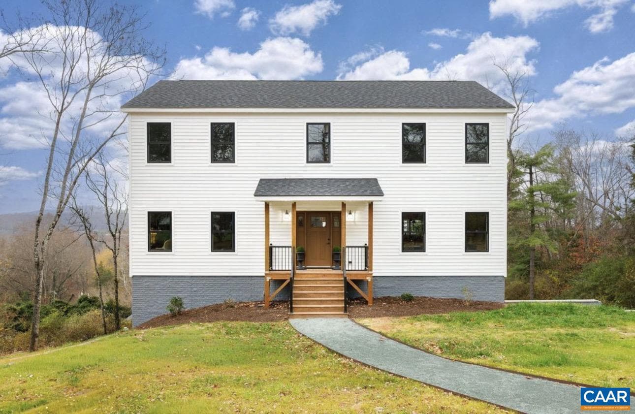 104 E Haven Ct photo 1
