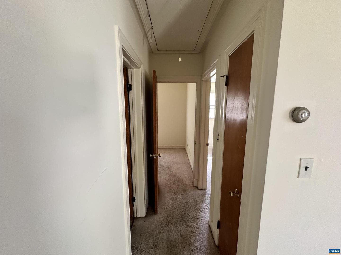 912 Saint Charles Ave photo 31