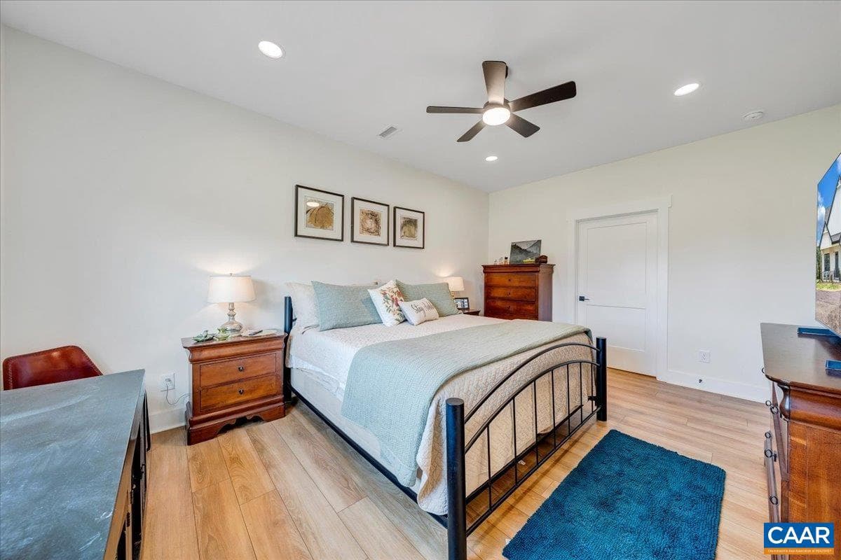 510 Camellia Ln photo 25