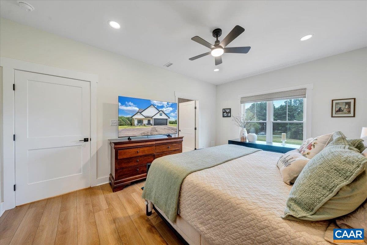 510 Camellia Ln photo 27