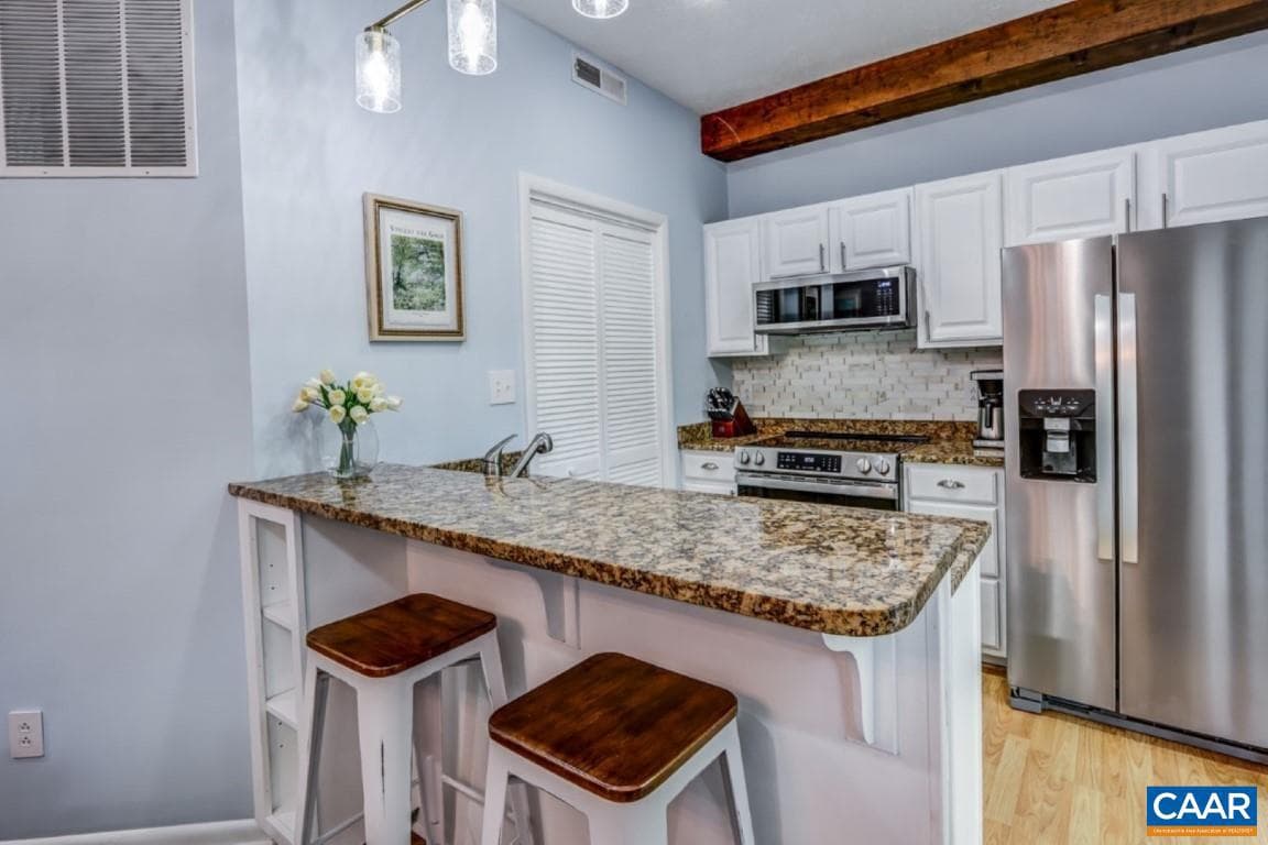 740 Laurelwood Condos photo 9