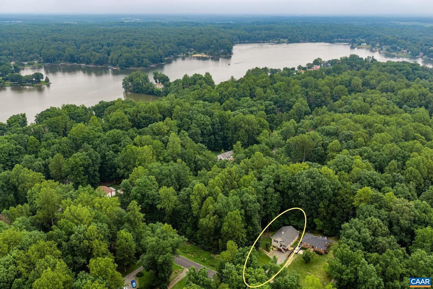 64 Ferndale Dr photo 3
