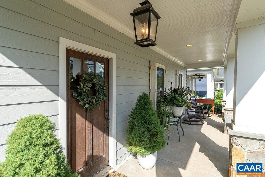 1616 Riverwalk Crossing photo 3