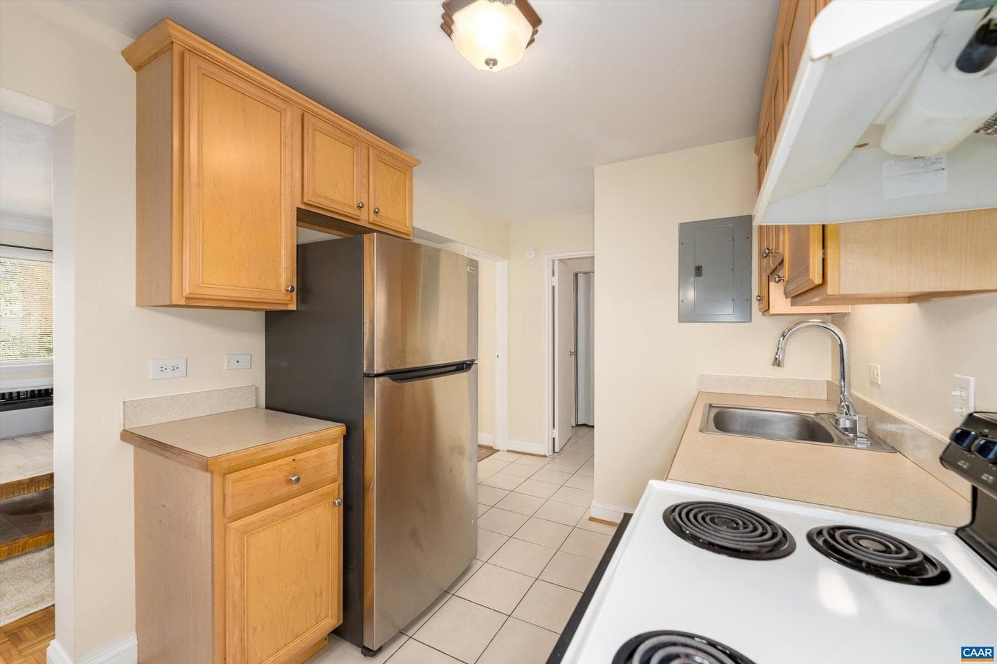 1800 Jefferson Park Ave #5 photo 7