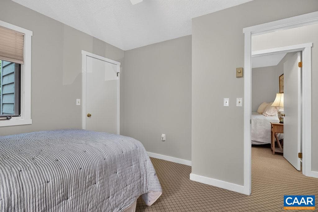 48 Deerberry Ln photo 26