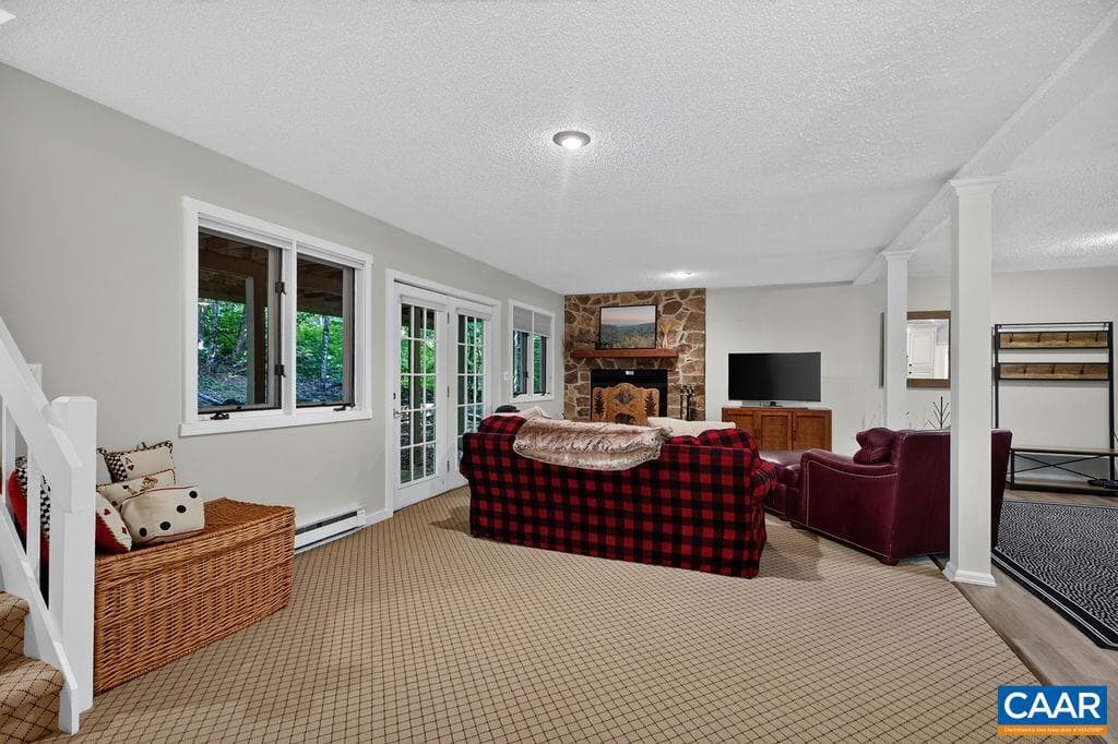 48 Deerberry Ln photo 8