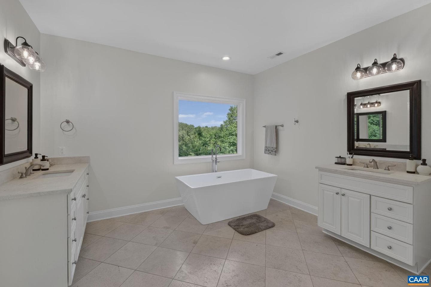905 Williston Ct photo 20