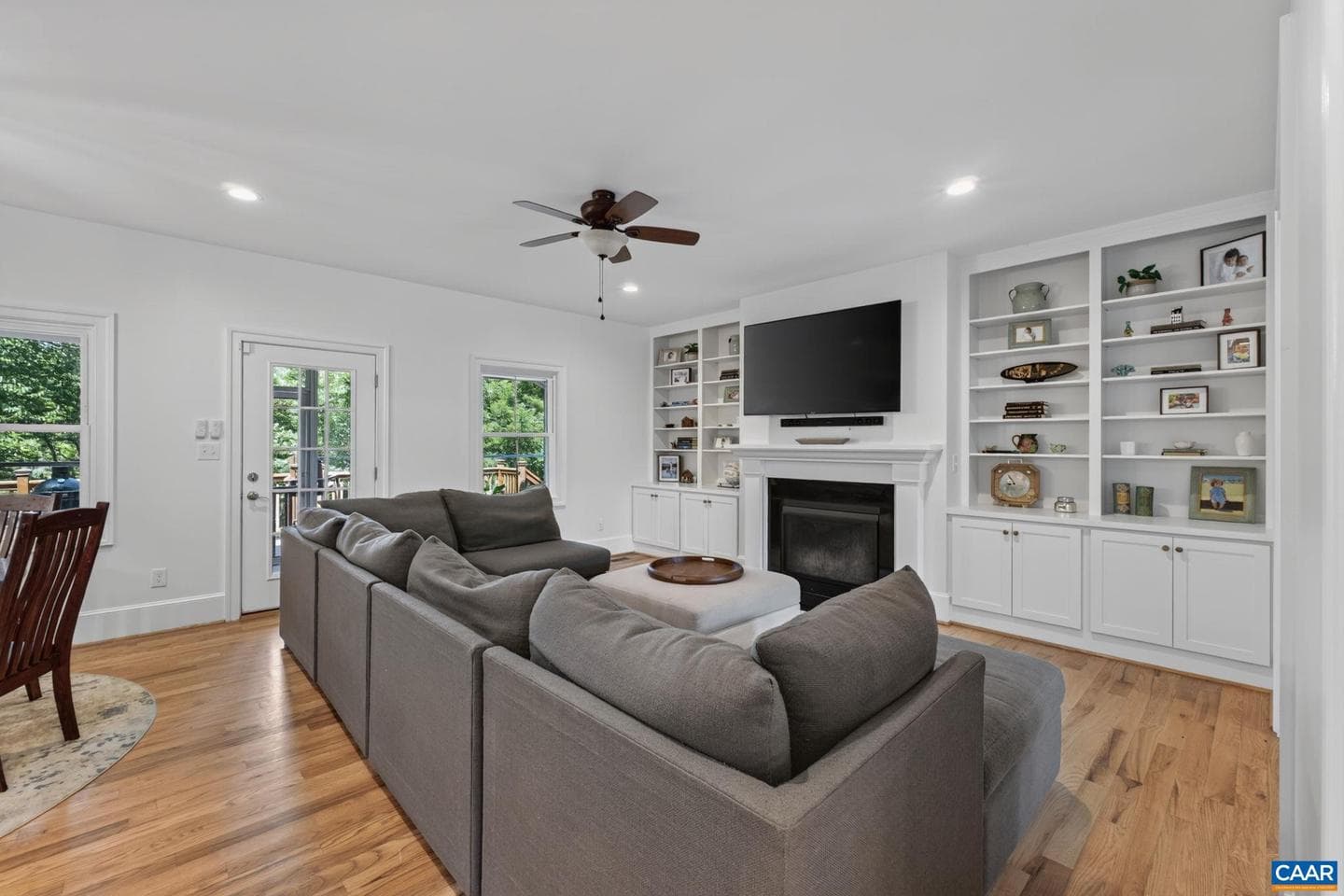 905 Williston Ct photo 9