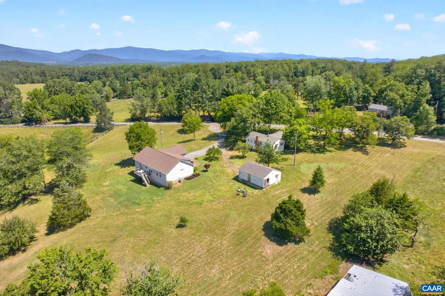 631 Buck Mountain Rd photo 42