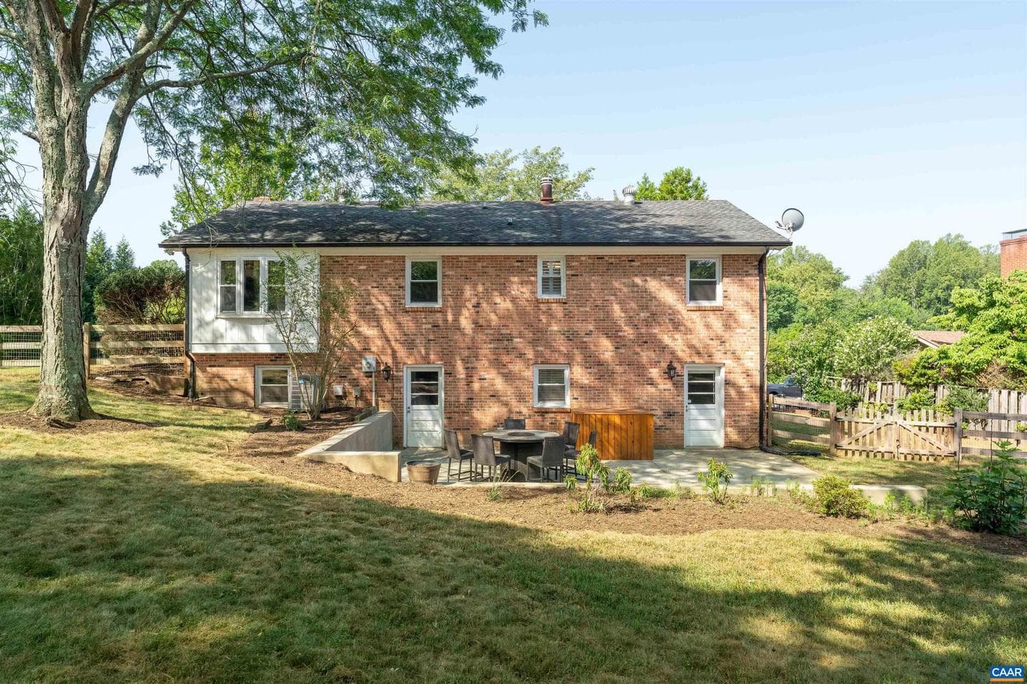 8005 Washington Ct photo 47