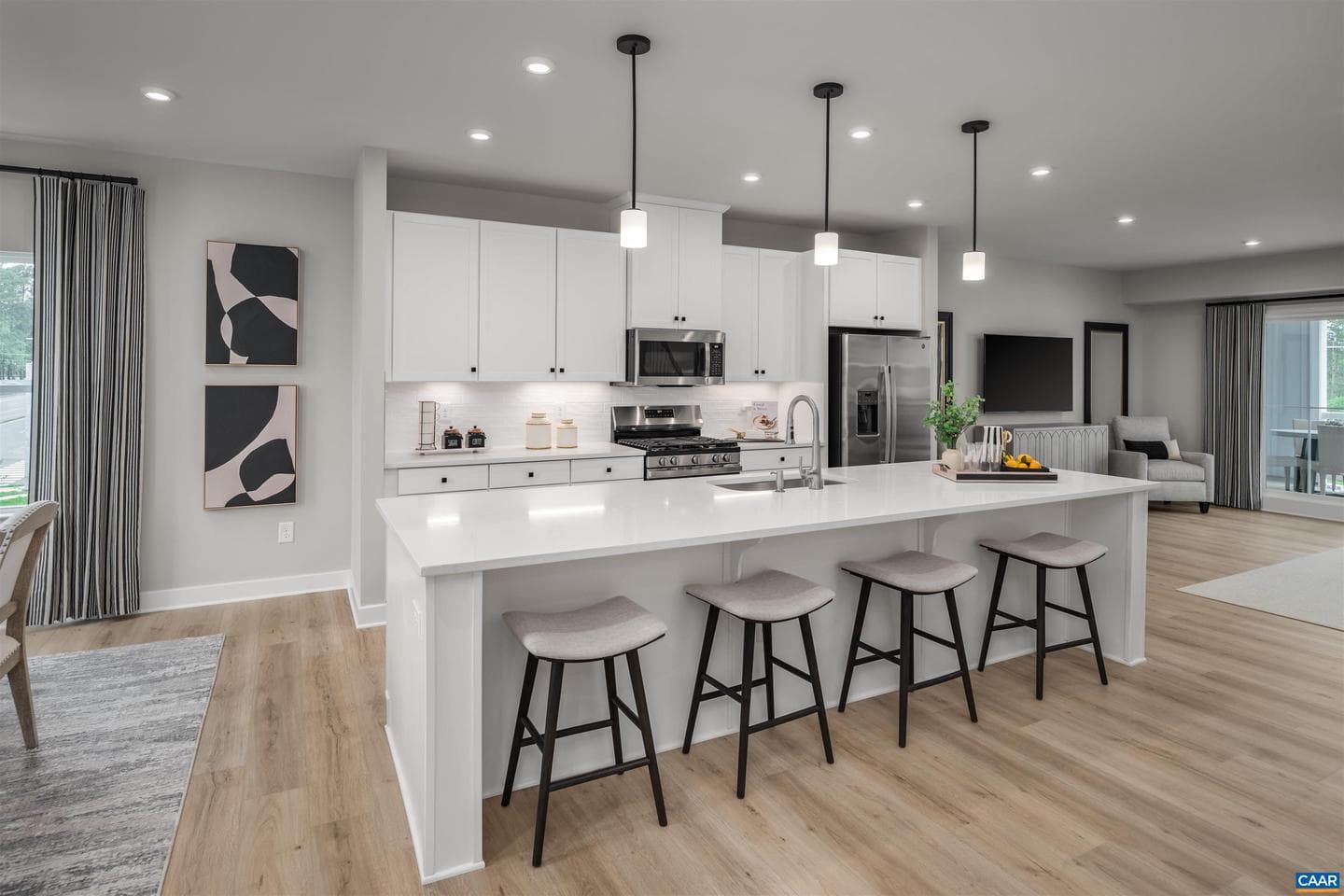 4c Perseus Ln photo 3