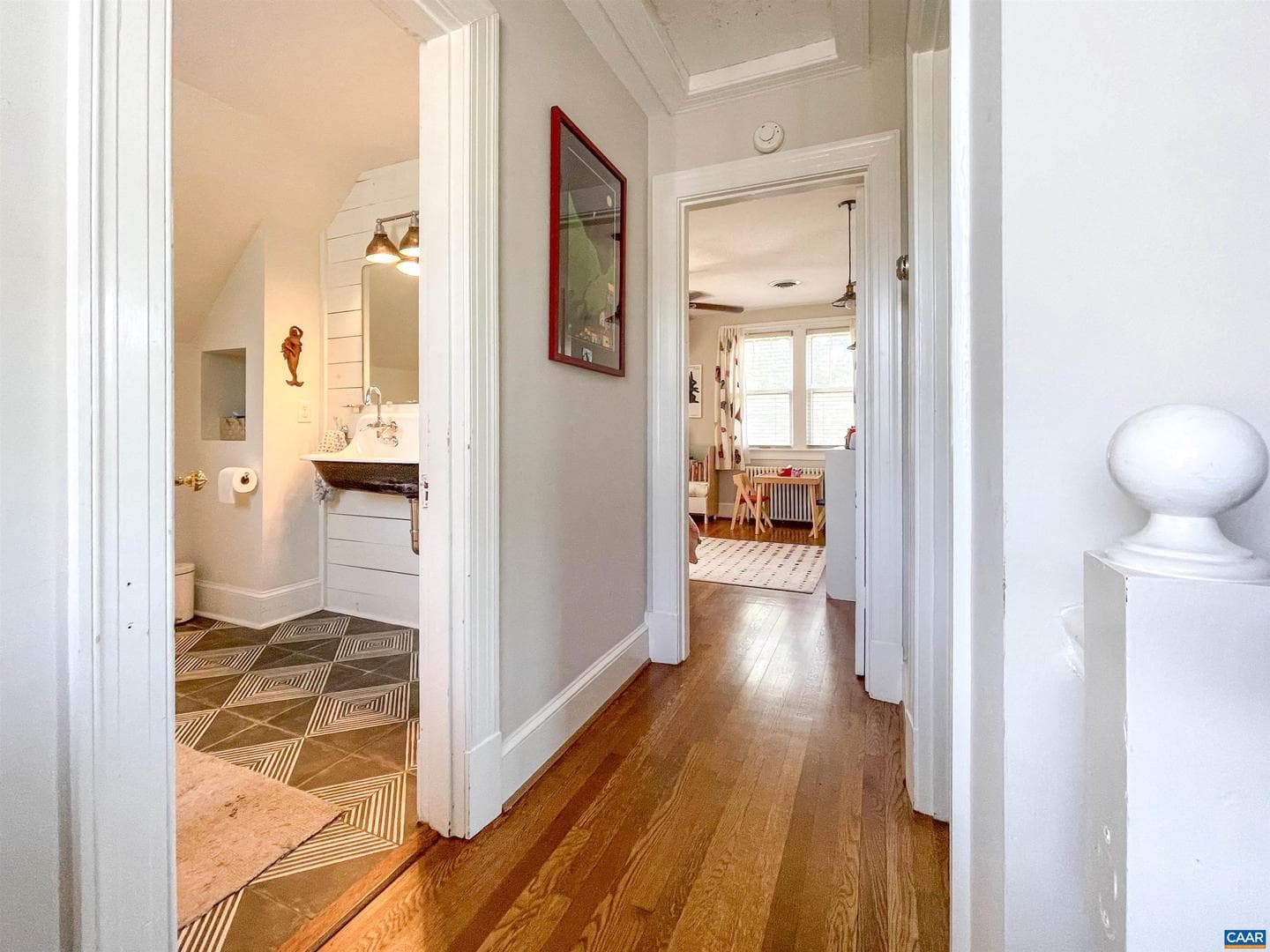 2406 Jefferson Park Ave photo 43