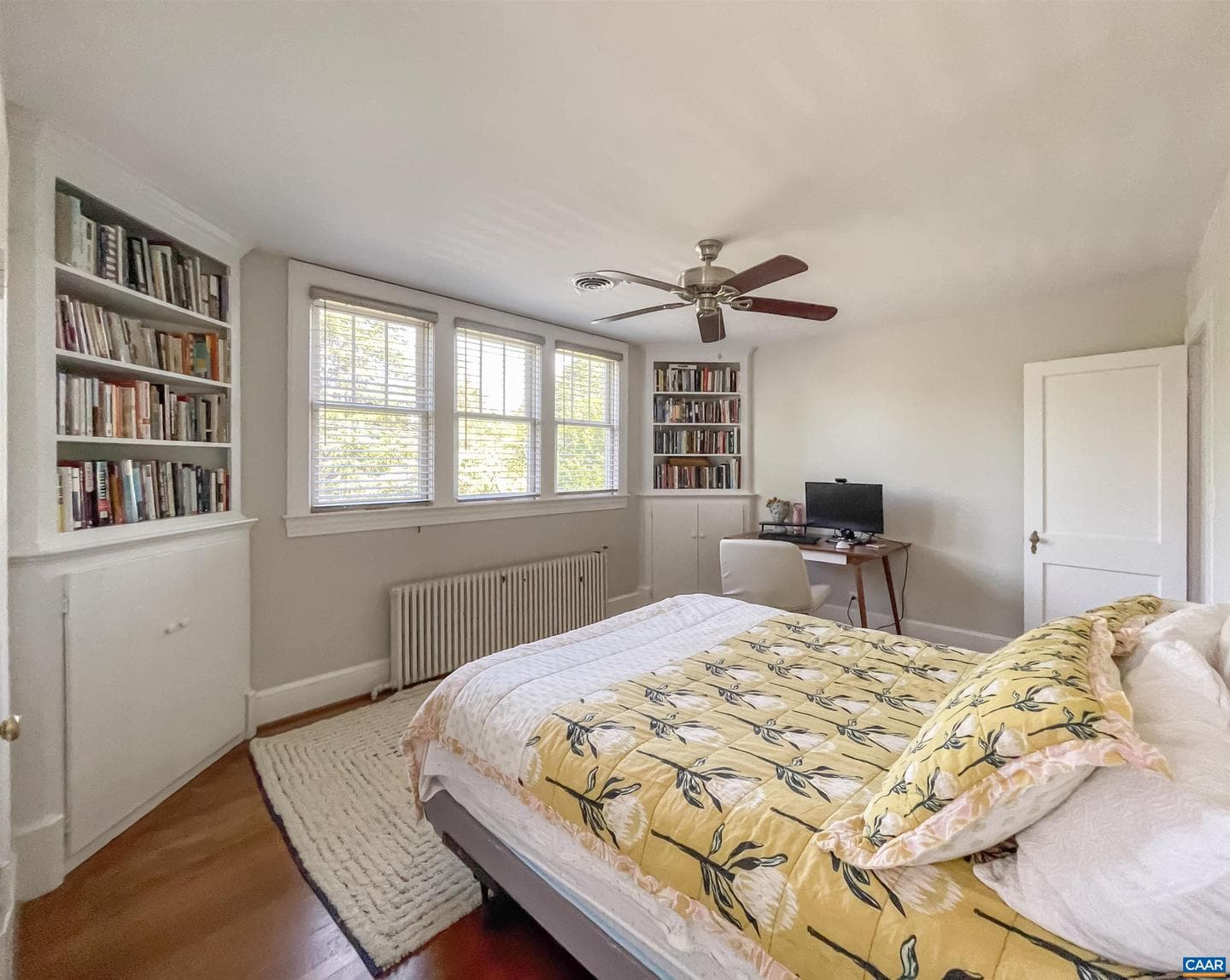 2406 Jefferson Park Ave photo 56
