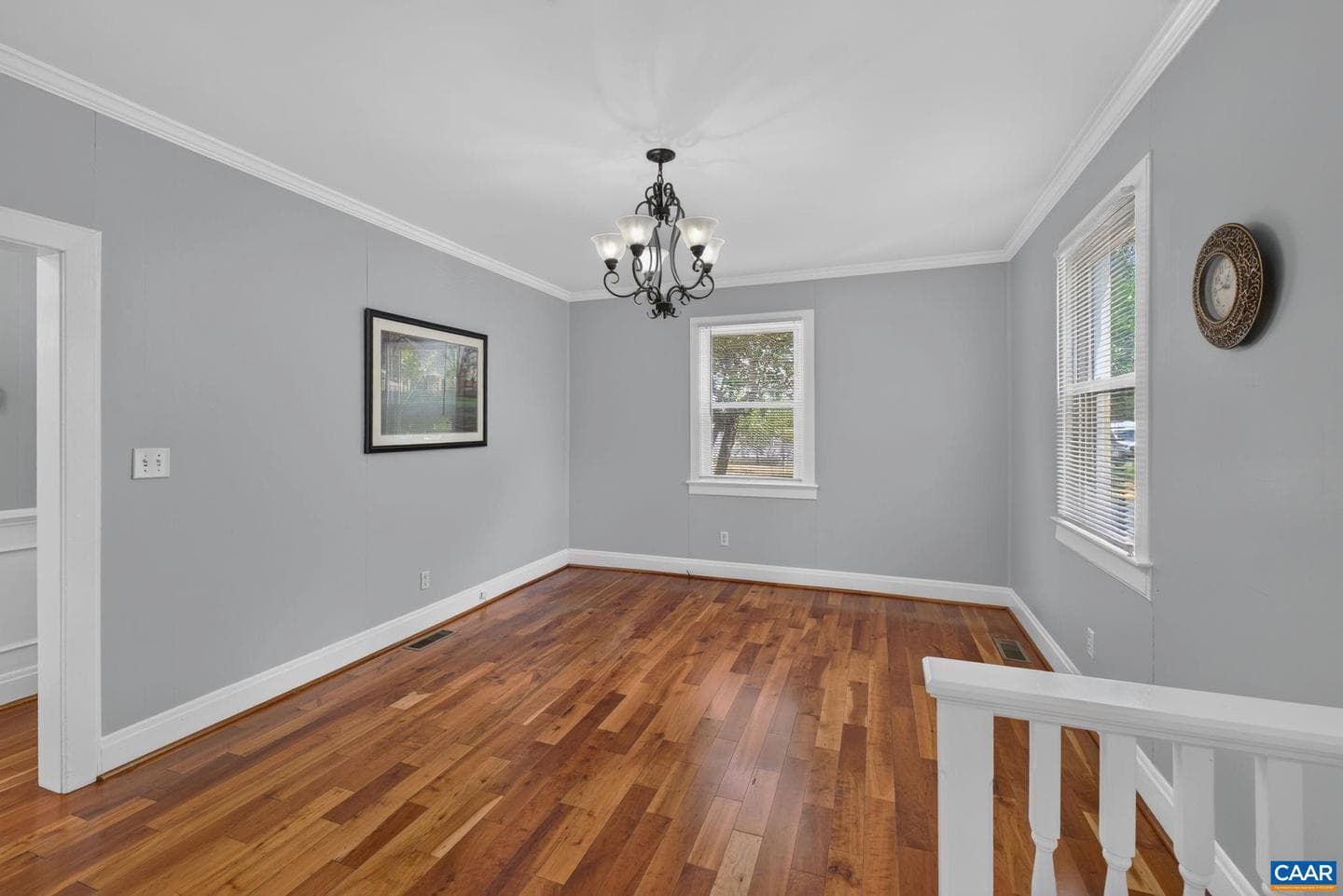 301 Meade Ave photo 4