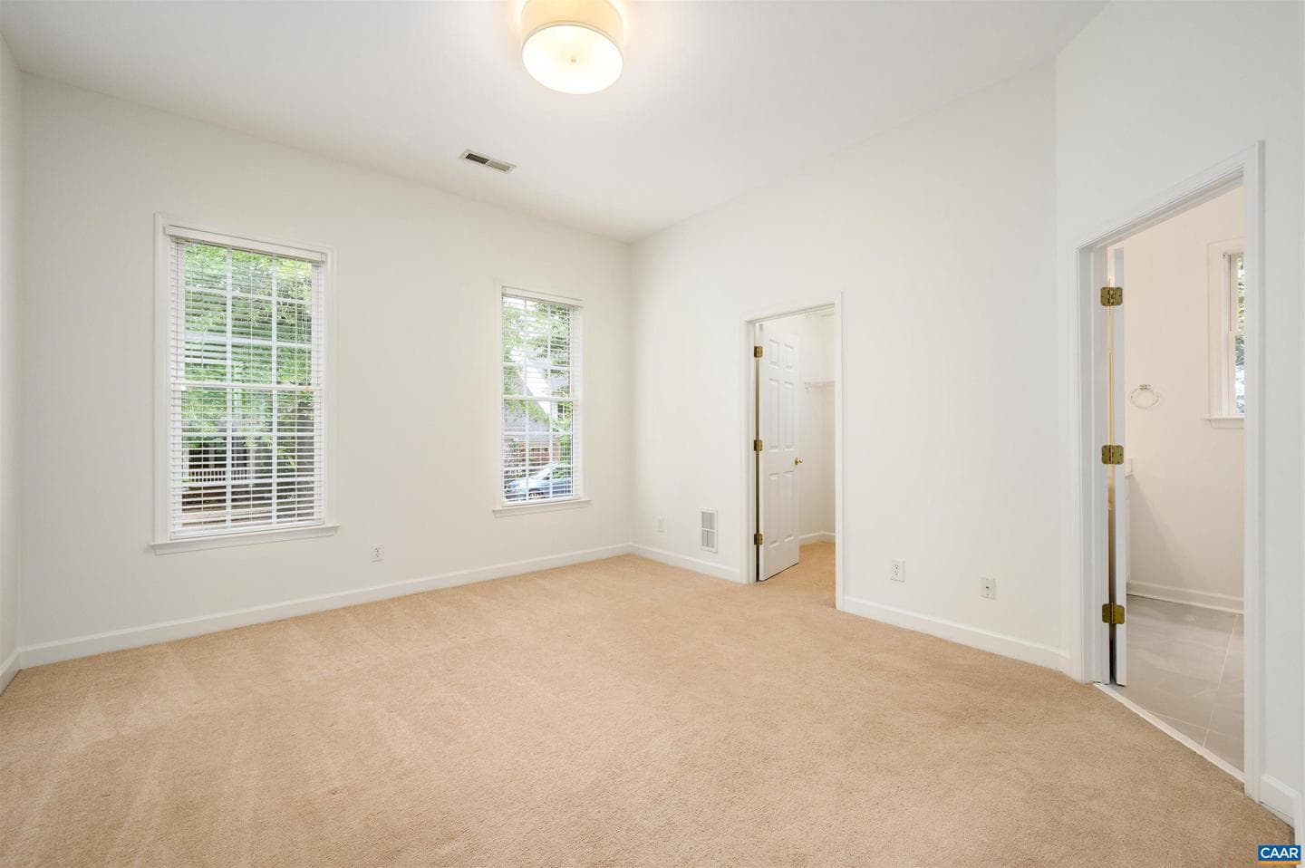 3365 Turnberry Cir photo 11