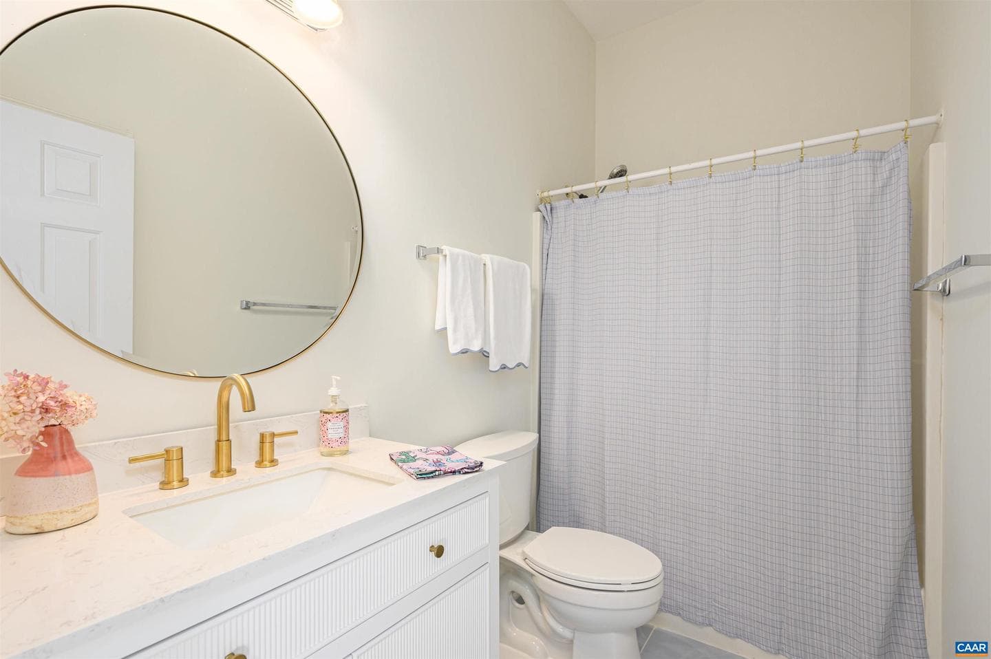 3365 Turnberry Cir photo 12