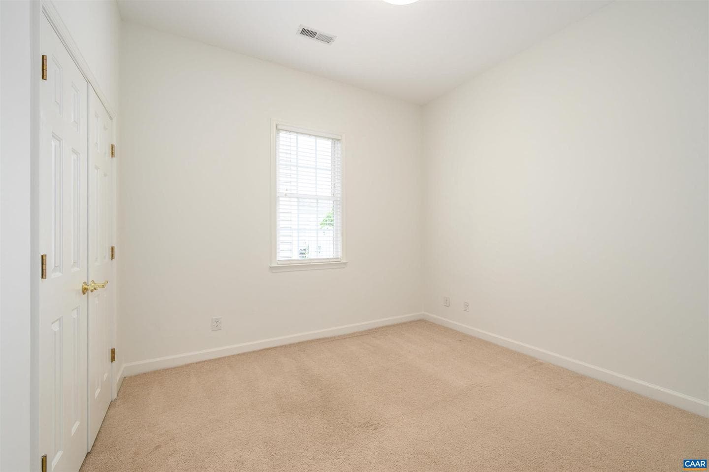 3365 Turnberry Cir photo 14
