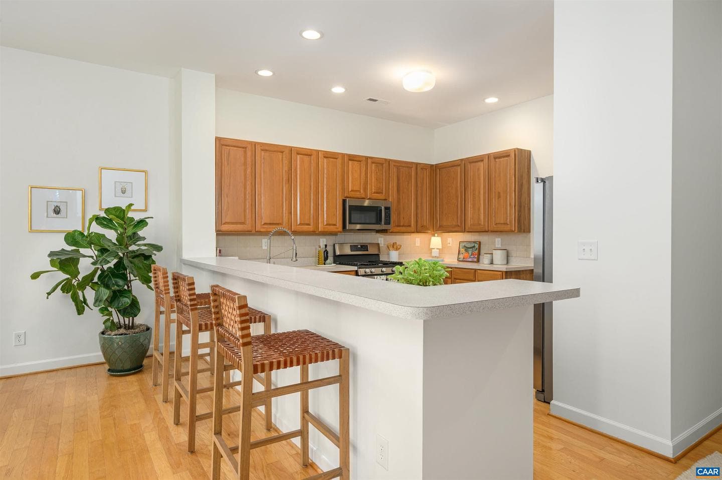3365 Turnberry Cir photo 6