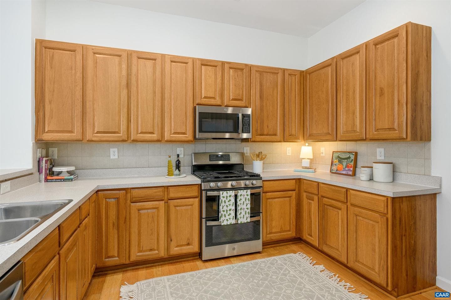 3365 Turnberry Cir photo 7