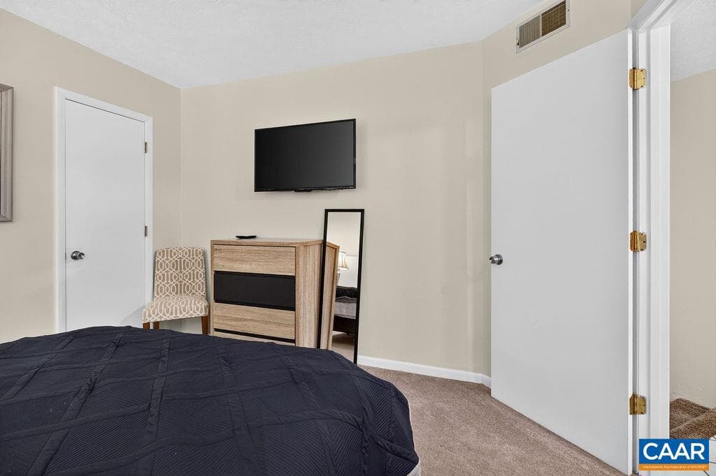 730 Laurelwood Condos photo 5
