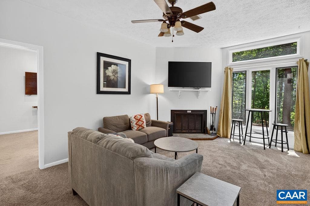 730 Laurelwood Condos photo 8