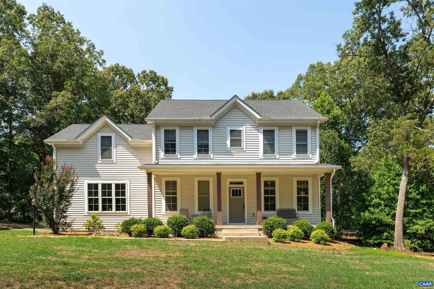 534 Tanager Woods Ct photo 1