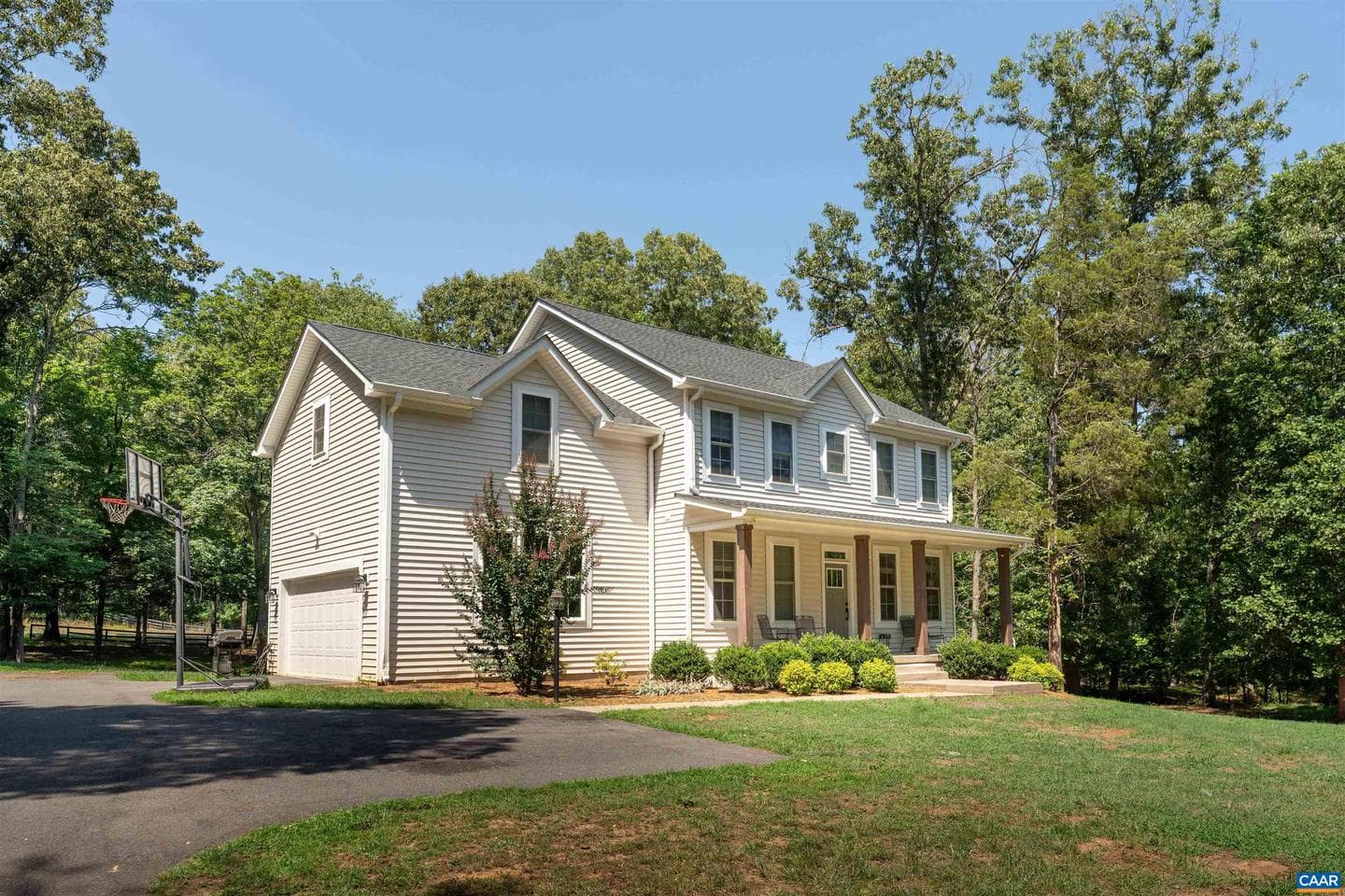 534 Tanager Woods Ct photo 2