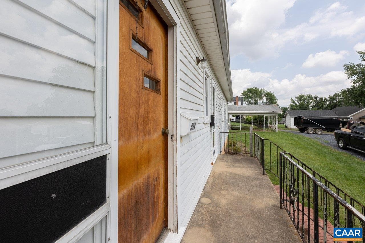 814 Virginia Ave, Harrisonburg