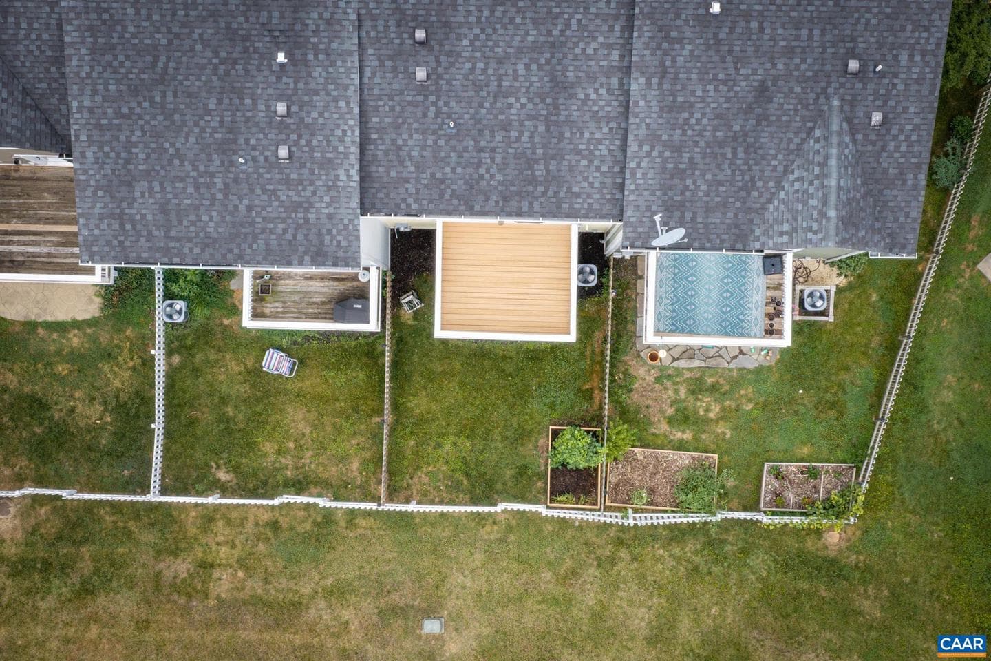 1690 Wickham Way photo 40