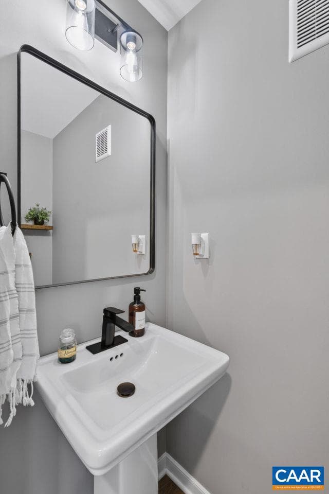 46 Riva Way photo 18